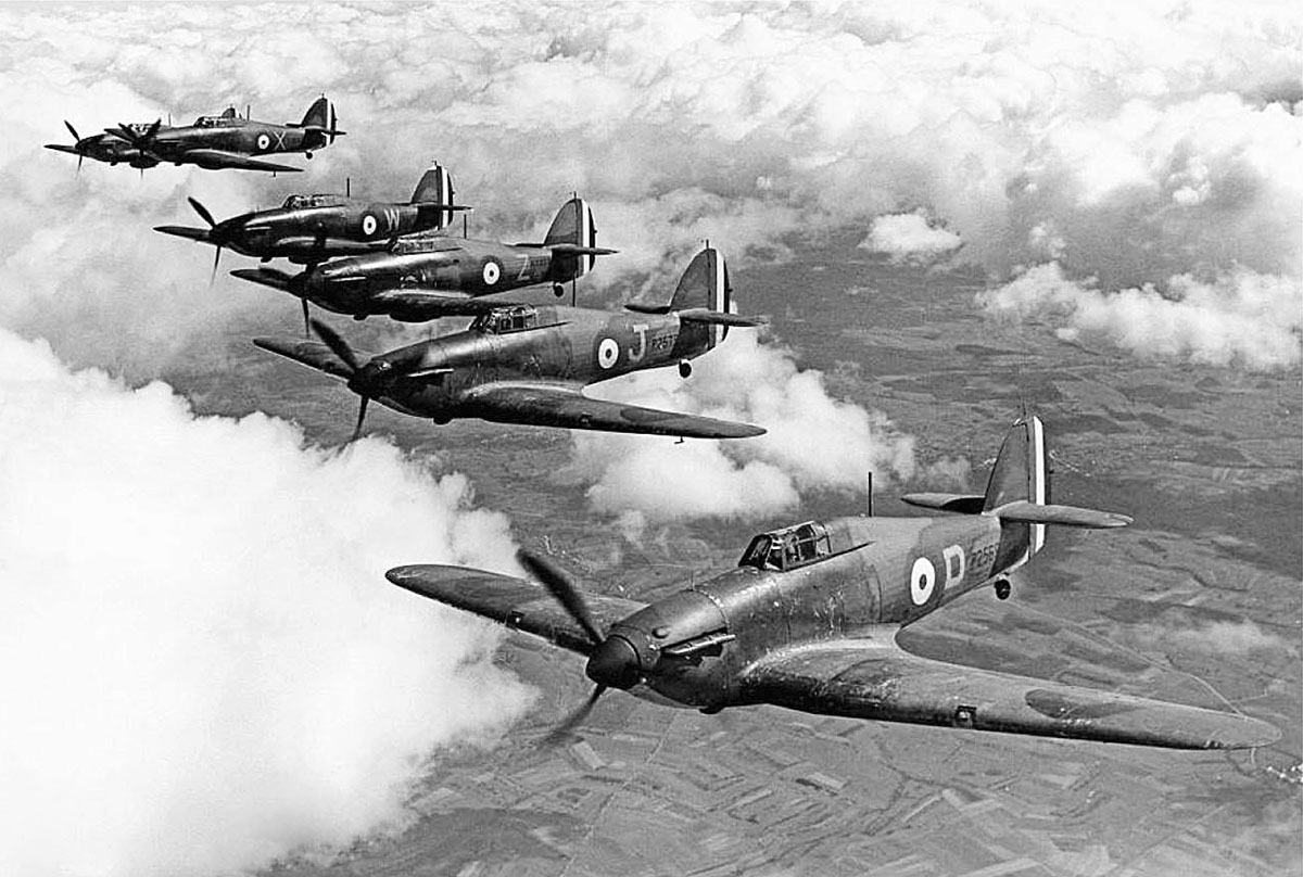 Hawker-Hurricane-MkI-RAF-73Sqn-in-formation-over-France-April-1940-01